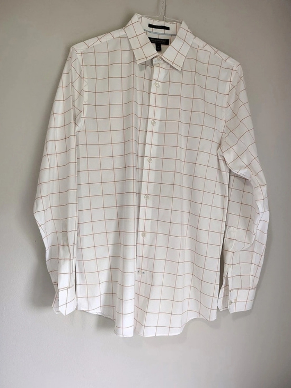 Banana Republic Checkered Button Down in White & Orange Size Medium Non -Iron